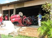 Corsa parou no restaurante situado à margem da rodovia AL 220, em Campo Alegre