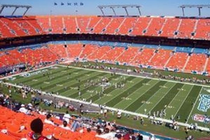 Estádio do Dolphins, em Miami: país agora quer a Copa 2022
