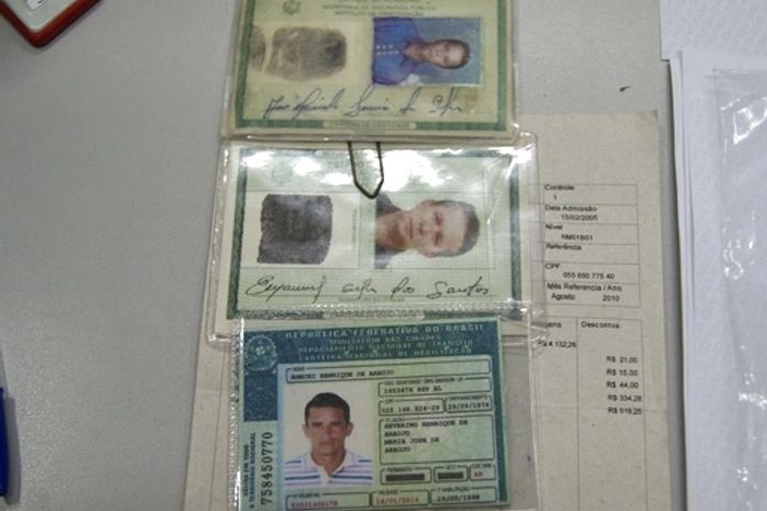 Documentos apreendidos