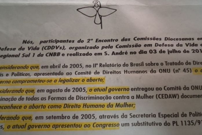 Igreja Católica imprime milhões de panfletos contra Dilma