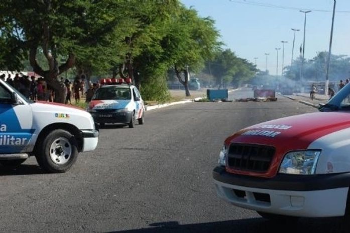 Incêndio destrói cinco barracos na Favela Sururu de Capote