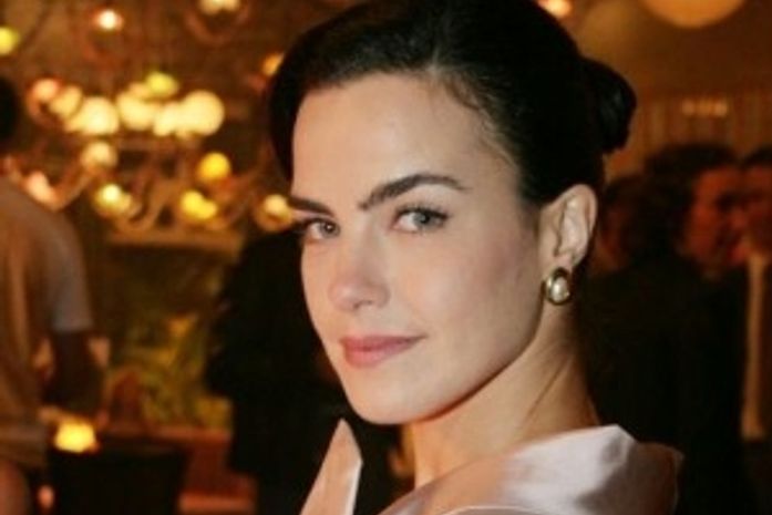 Ana Paula se isola em sítio e não fala da Globo