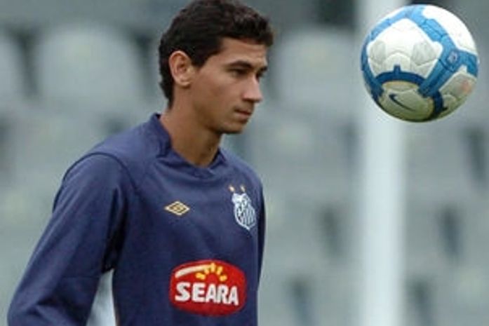 Ganso diz 'não' para o projeto de carreira do Santos