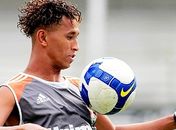Indicado por Cuca, Ciel teve chance no Fluminense,
mas a desperdiçou 