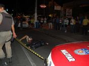 Jovem foi assassinado com três disparos de arma de fogo 