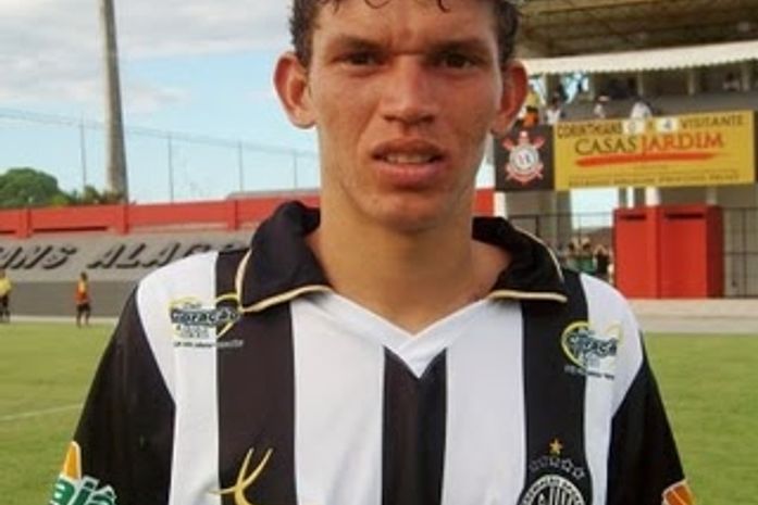 Liminar que bloqueava valores da negociação de Júnior Viçosa é suspensa