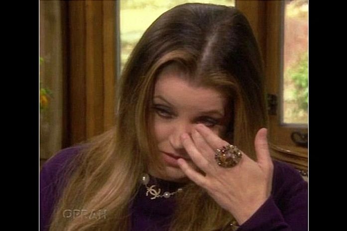 Lisa Marie Presley Presley se emociona ao falar do ex