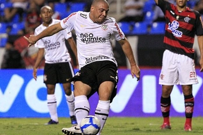 Ronaldo terá tratamento especial e será avaliado antes das partidas