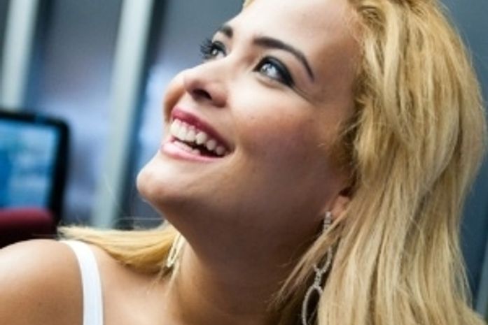 Arrependida, agora Geisy quer perdão de Mallandro