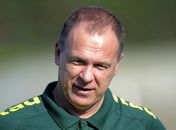 Mano admite chamar medalhões da Copa de 2010 na próxima temporada