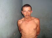 Homem é preso após quebrar vidro de viatura da PM