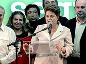 "Saberei honrar o legado de Lula", diz Dilma emocionada