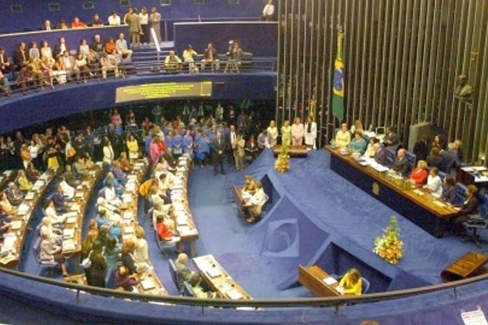 Prisão preventiva só nos crimes dolosos com pena superior a 4 anos