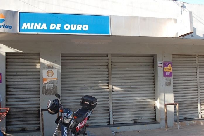 Casa lotérica é assaltada por quatro homens na Avenida Amélia Rosa