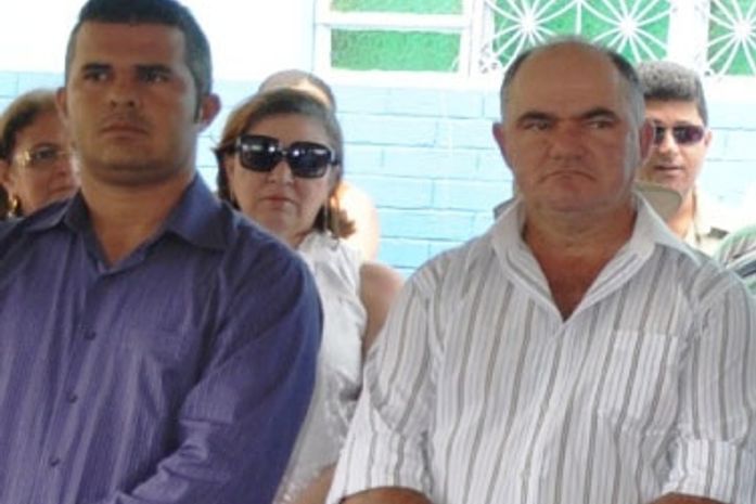 O vereador Erisval José (lado esquerdo) e o vereador Biu Rocha (lado direito)