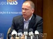 Mano Menezes compara Ronaldinho a Renato Gaúcho em fim de carreira