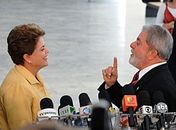 Lula e Dilma decidem propor salário mínimo de R$ 550 em 2011