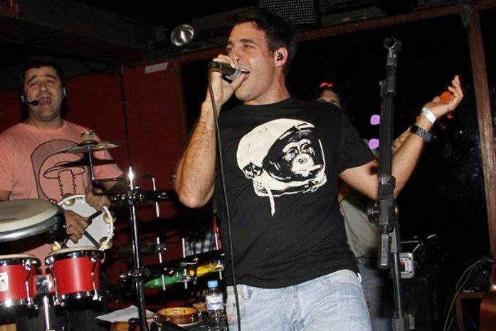 Mais magro, Raoni Carneiro atribui perda de peso à filha Luiza de 11 meses