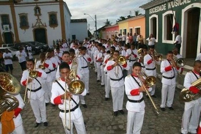 Filarmônica Santa Cecília apresenta-se neste domingo