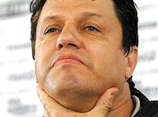 Adilson Batista assina e inicia projeto do Santos para a Taça Libertadores