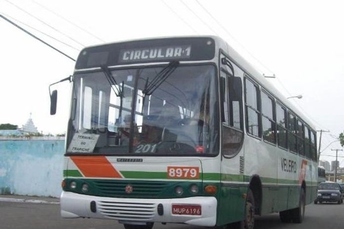 Após negociação, rodoviários suspendem paralisação