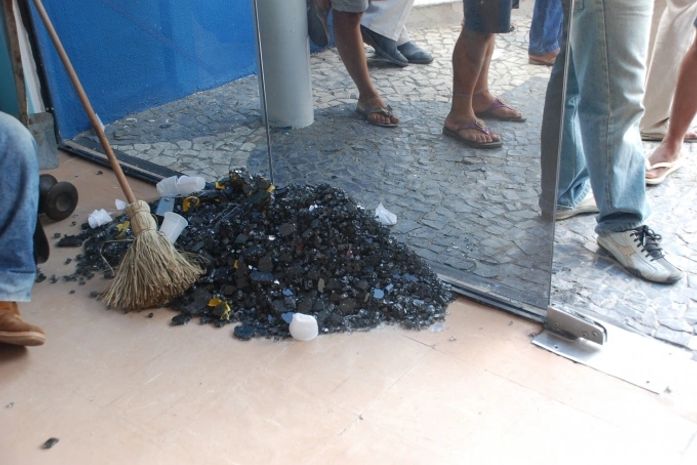 MST realiza protesto em diversos municípios de Alagoas
