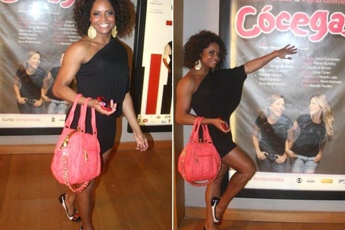 Em noite de casamento do ex, Bombom se diverte no teatro