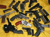 Mais de 60 armas foram apreendidas pela Polícia Militar