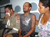Bombeiros impedem que homem se jogue de torre de telefonia