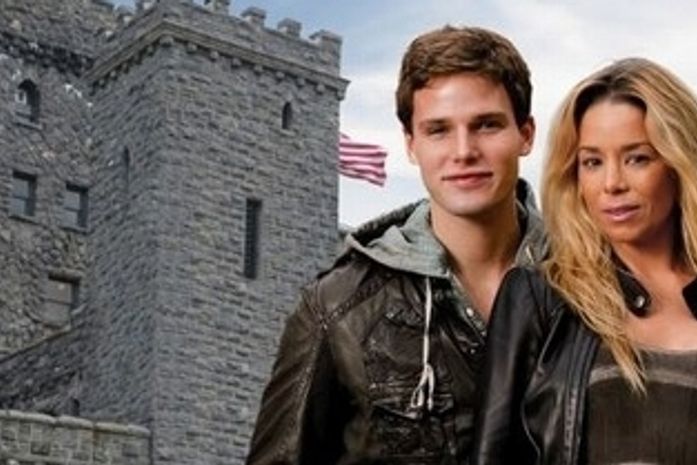 Danielle Winits e Jonatas Faro vão se casar no início de dezembro