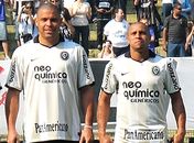Experiência de Ronaldo e Roberto vira arma do Timão na reta de final