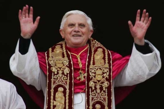 Papa pede que casais inférteis evitem método artificial