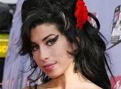 Produtora divulga preços dos shows de Amy Winehouse no Brasil