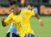 Reunião com Ney Franco vai decidir se Neymar terá férias antecipadas