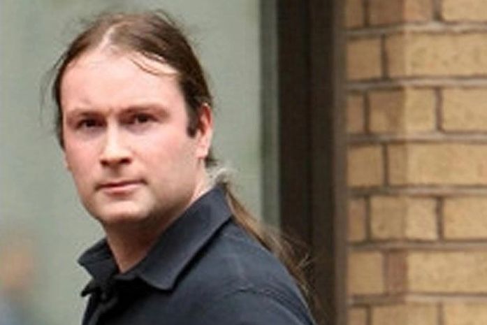 Hacker que controlava webcams é condenado a 18 meses de prisão