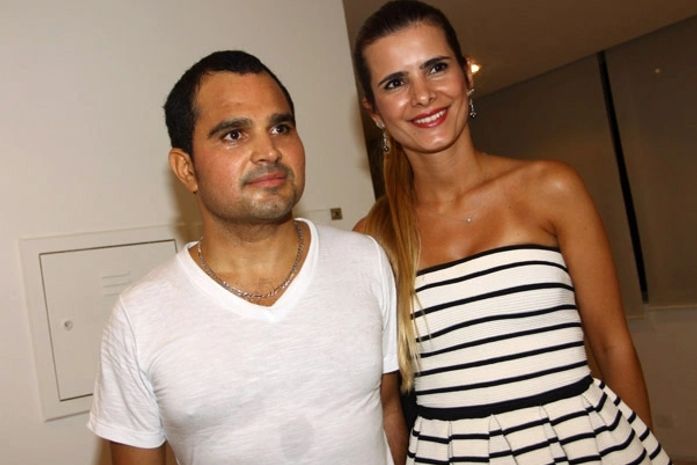 Luciano conta que filha Isabella engatinhou pela primeira vez