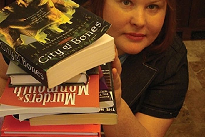 Escritora de fanfics de Harry Potter lança série best seller no Brasil