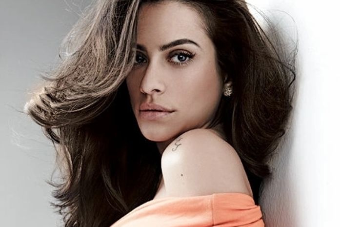 "Fidelidade não é a coisa mais importante em uma relação”, diz Cleo