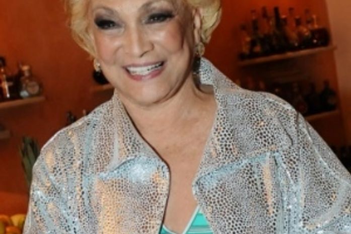 Hebe pode deixar o SBT após proposta de redução de salário