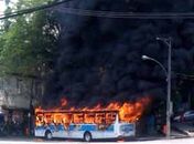 Ônibus foi incendiado nesta quinta  na Tijuca