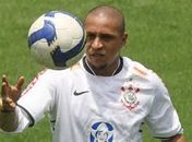 Roberto Carlos avisa: ‘Temos de nos acostumar a jogar sem o Ronaldo’
