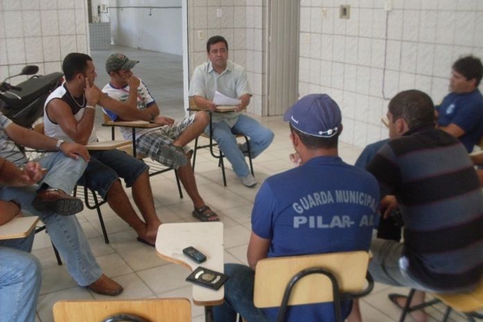 Guardas municipais reclamam de falta de compromisso com a categoria