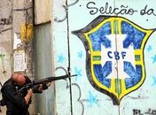 Vídeo:Fifa confirma que Brasil e Interpol já trabalham pela segurança da Copa