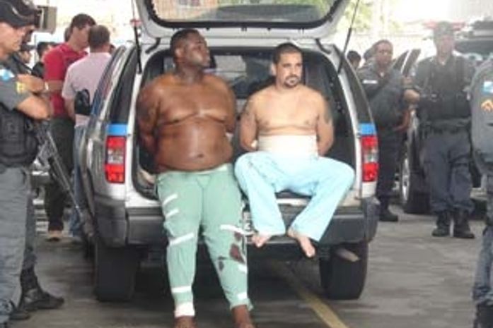 Braço direito do chefe do tráfico no Complexo do Alemão se entrega à polícia