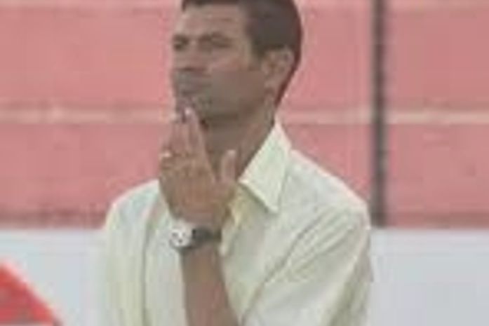 Direção do Murici confirma Gilmar Batista no comando técnico