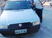 Carro que dava cobertura a acusado