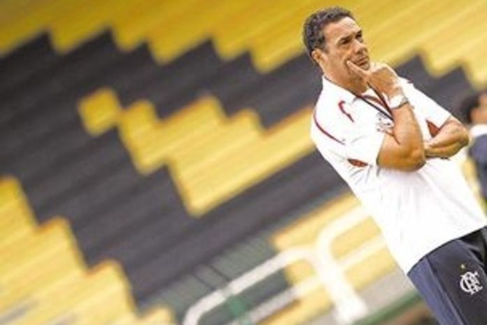 Enfim, Fla já pode começar planejamento para 2011