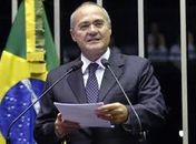 Renan Calheiros elogia ação no Rio de Janeiro e pede piso nacional para policiais