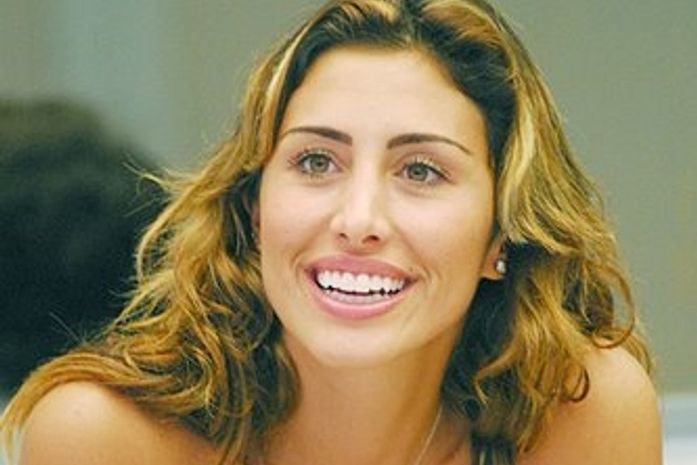 Jake Khury diz estar saindo com um jogador do Corinthians