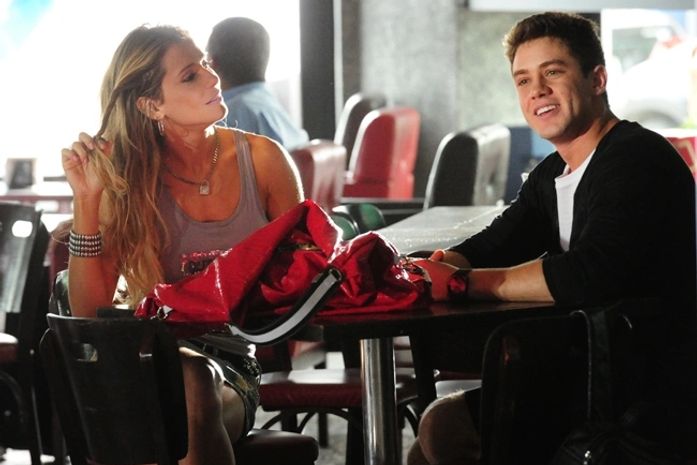 Deborah Secco é elogiada por Leonardo Miggiorin: “Ela não erra nada”